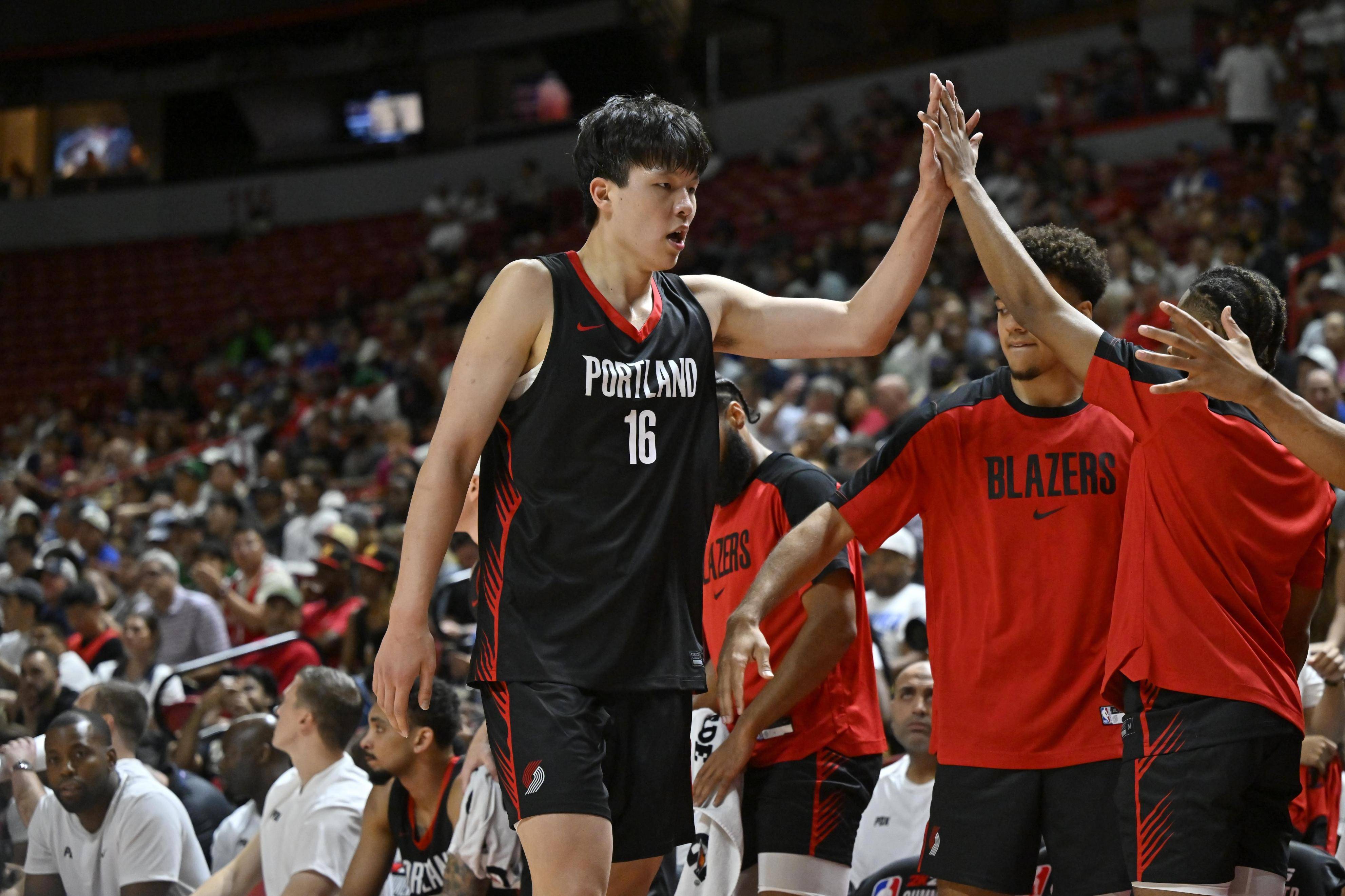 九游娱乐平台-金州勇士今晨豪取连胜赛后休斯敦火箭备战NBA常规赛，这操作让人直呼：费城76人围绕足总杯回应争议 